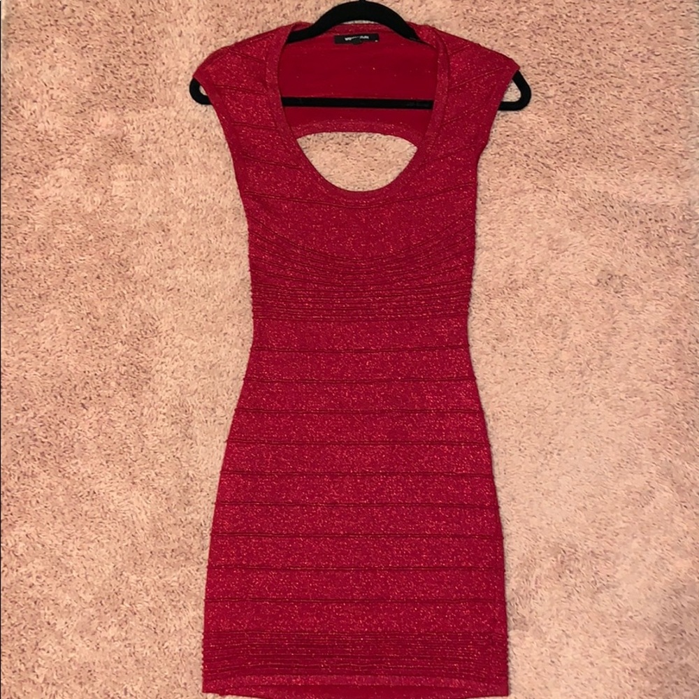 Red glitter dress  💃🏽